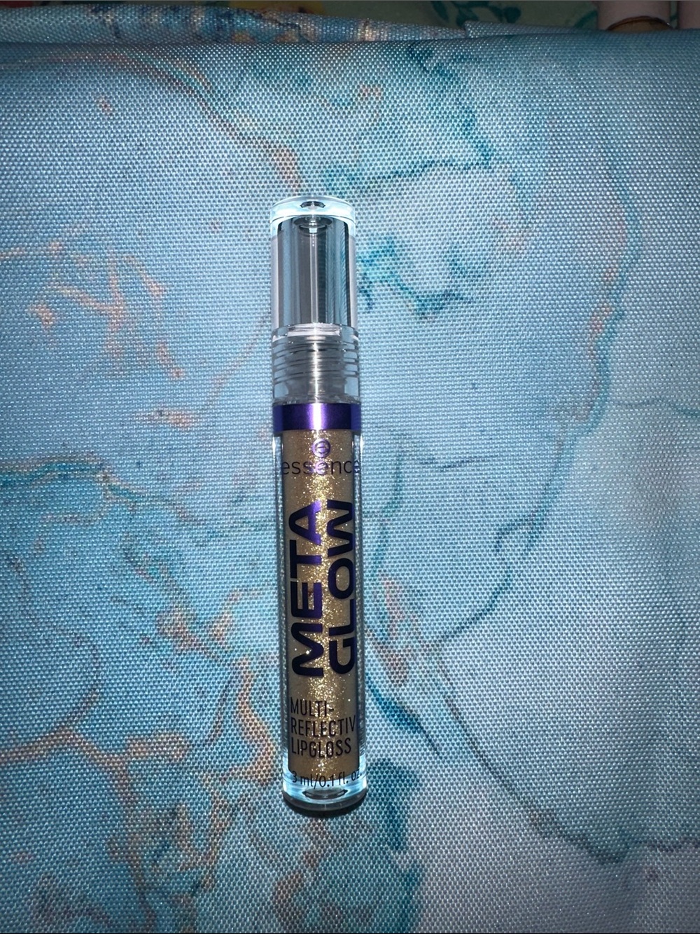 Essentials Meta Glow Multi-Reflective Lip Gloss - Gold